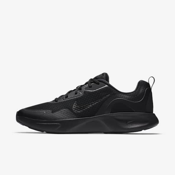 Nike all black shows outlet